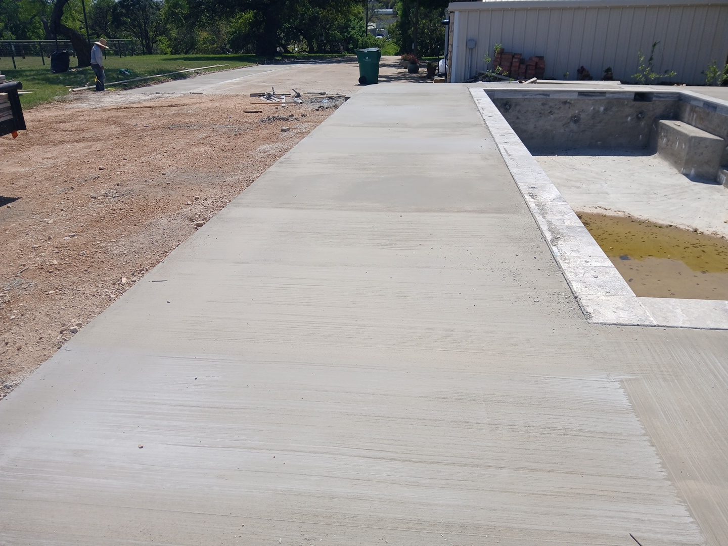 Walkway poured between two new slabs